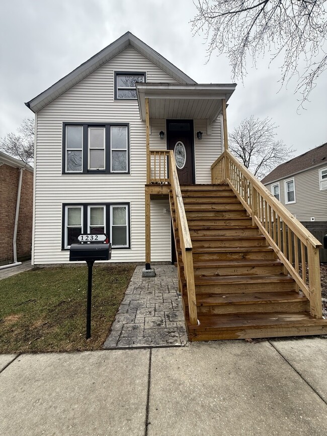 Photo - 1232 Wenonah Ave Townhome