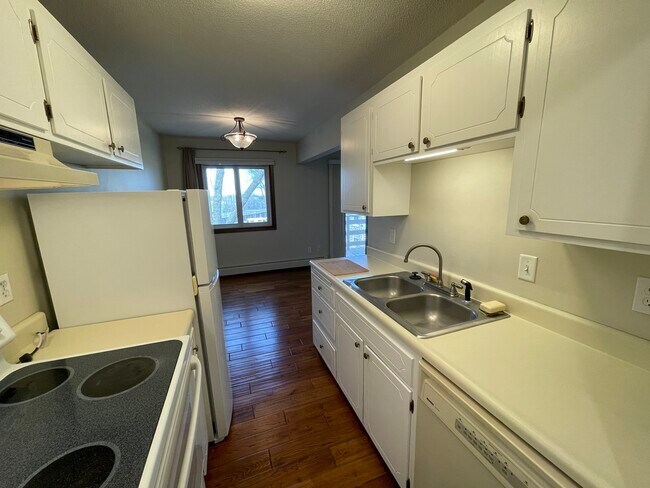 Photo - 4407 Wilshire Blvd Unit 304