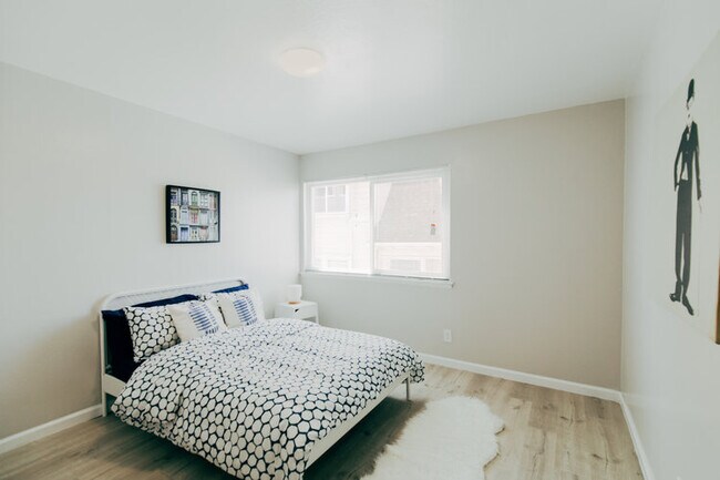 Photo - 1844 7th Avenue Apartamentos