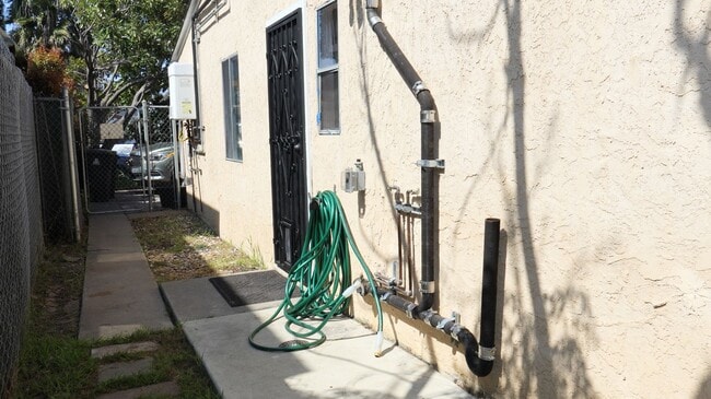 Photo - Single level duplex 2 br 1 ba in Chula Vista CA Unidad A