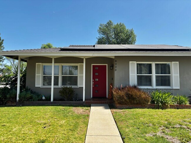 Photo - Beautiful 3 Bedroom Home Located in West Hills
