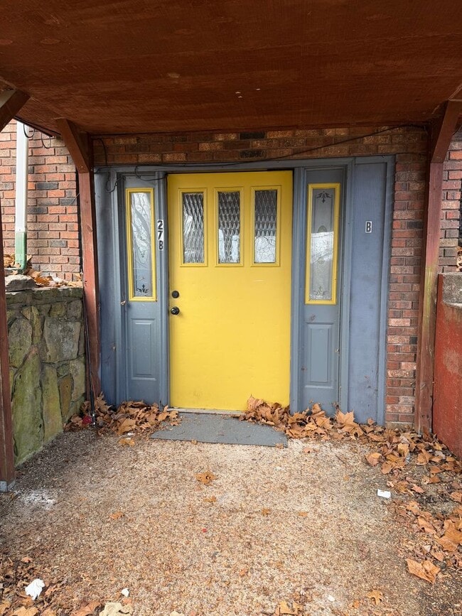 Building Photo - Sycamore Apts Unit 27 B