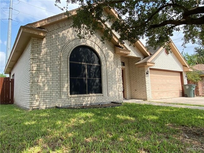 Photo - 17 Truman St