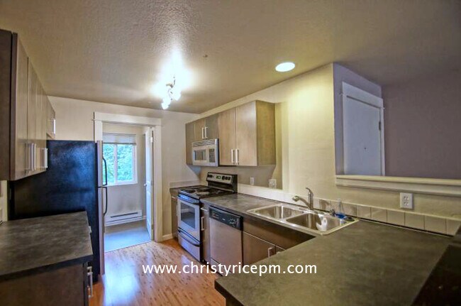 Photo - 718 Kirkland Cir Unit B302