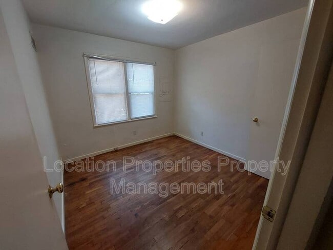 Photo - 1012 Maine St