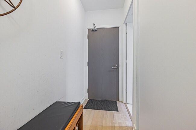 Photo - 501 St Clair Ave W