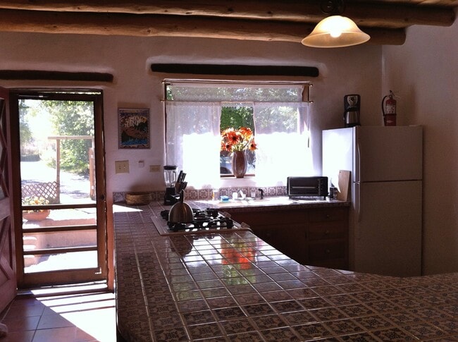 Photo - 114 Upper Ranchitos Rd