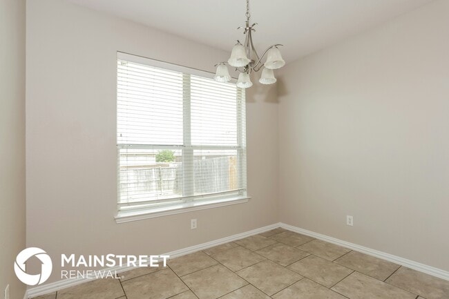 Photo - 280 Edison Ln