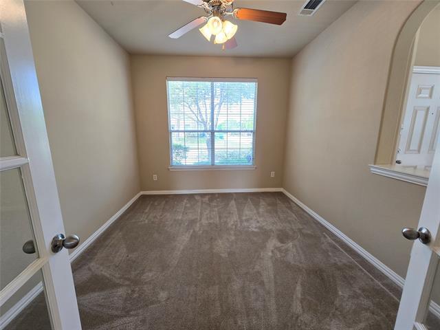 Photo - 687 Morgan Dr