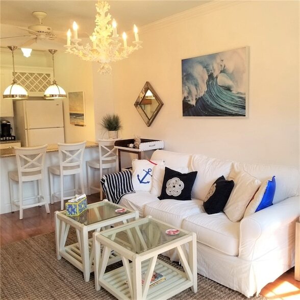 Photo - 97 Narragansett Ave