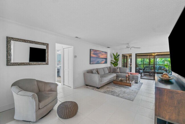 Photo - 50 Pelican Pointe Dr Unit 2050