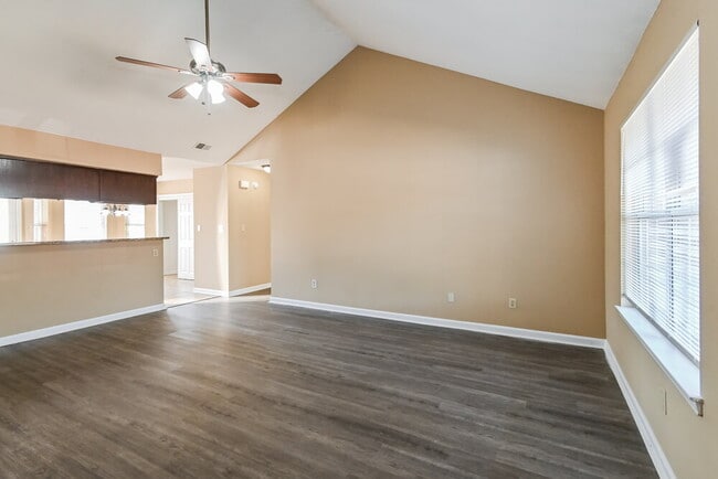 Photo - 2901 Connor Reed Dr