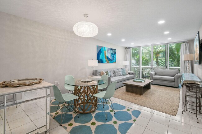 Photo - 227 Brazilian Ave Unidad 2h