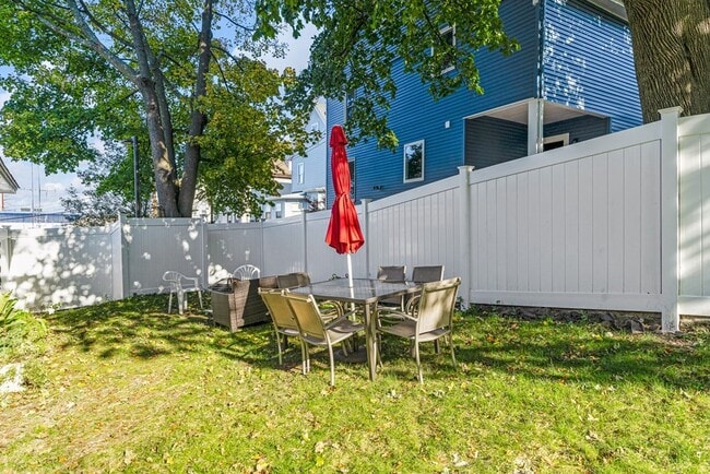 Photo - 16 Gould Ave Unit 1