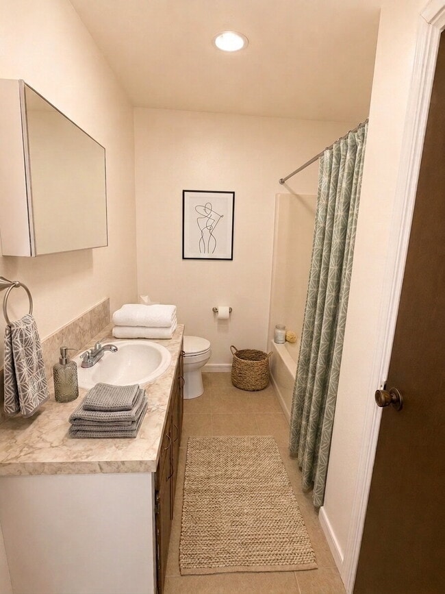 Photo - Cozy 1-Bed: Prime Location Near Seminole Fire Station Unidad Apt. 210