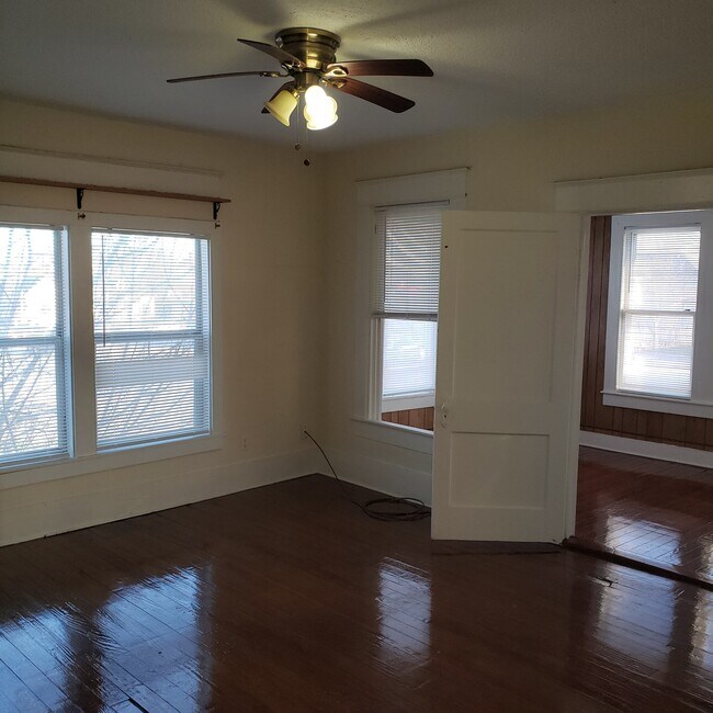 Photo - 114 W 7th St Unit 7