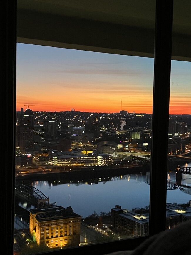 Building Photo - 111 Grandview Ave