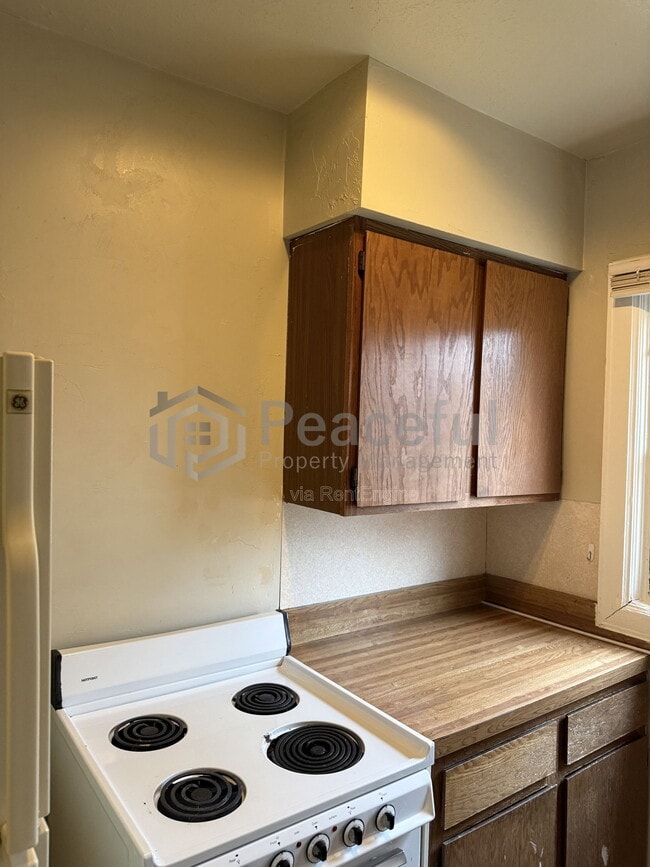 Photo - 417 Wall St Unit 2