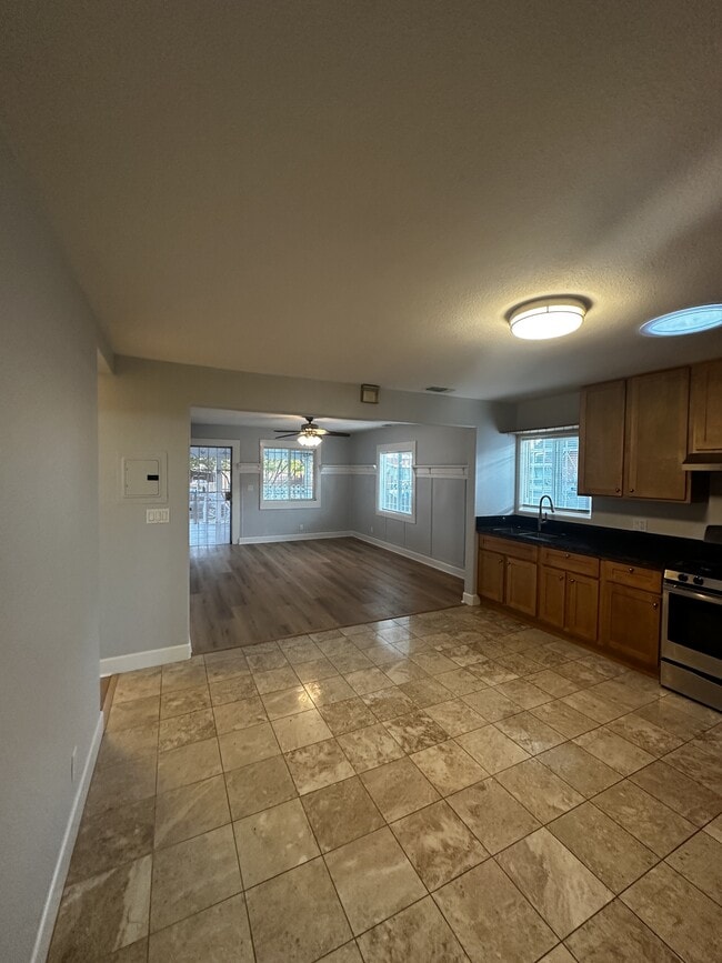 Photo - 1111 87th Ave