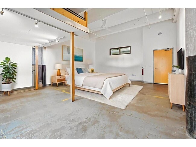 Photo - 700 N Washington Ave Unit 210