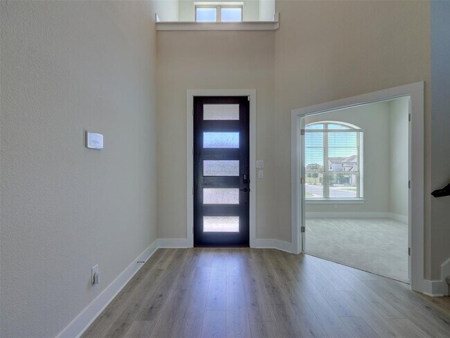Photo - 1929 Montella Wy