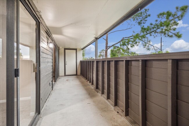 Photo - 3085 Walnut Bend Ln Unidad True