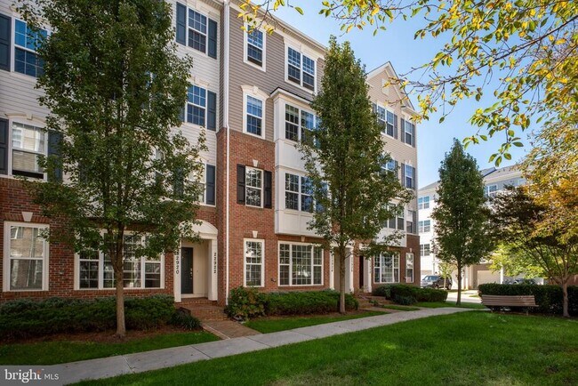 Photo - 22926 Spicebush Dr