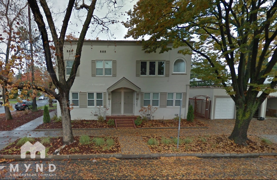 Photo - 2401 W St House