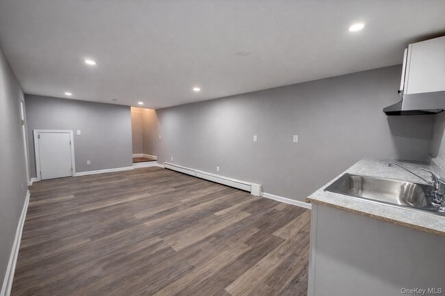 Photo - 660 N Dunton Ave