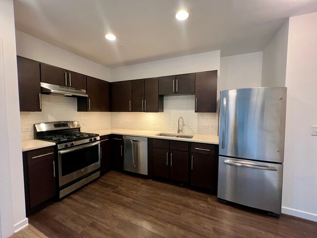 Photo - Maple Ridge - Building B Unidad B3