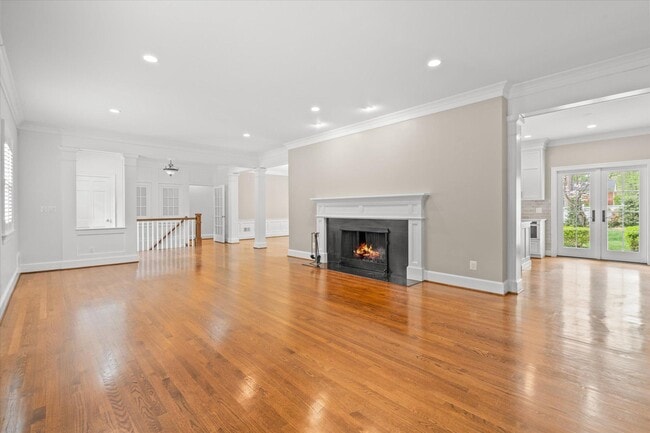 Photo - 4905 Dorset Ave