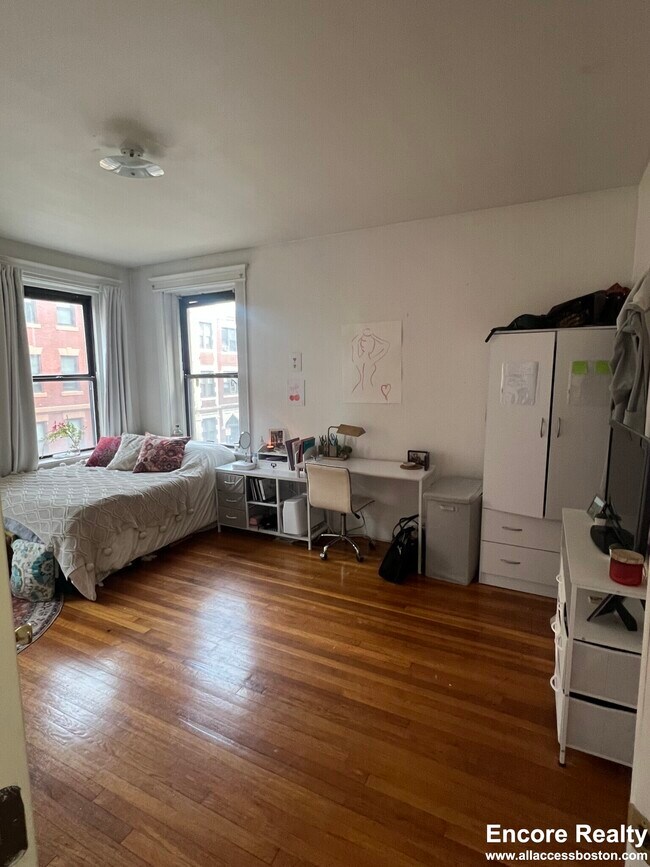 1254 Commonwealth Ave Unidad 5