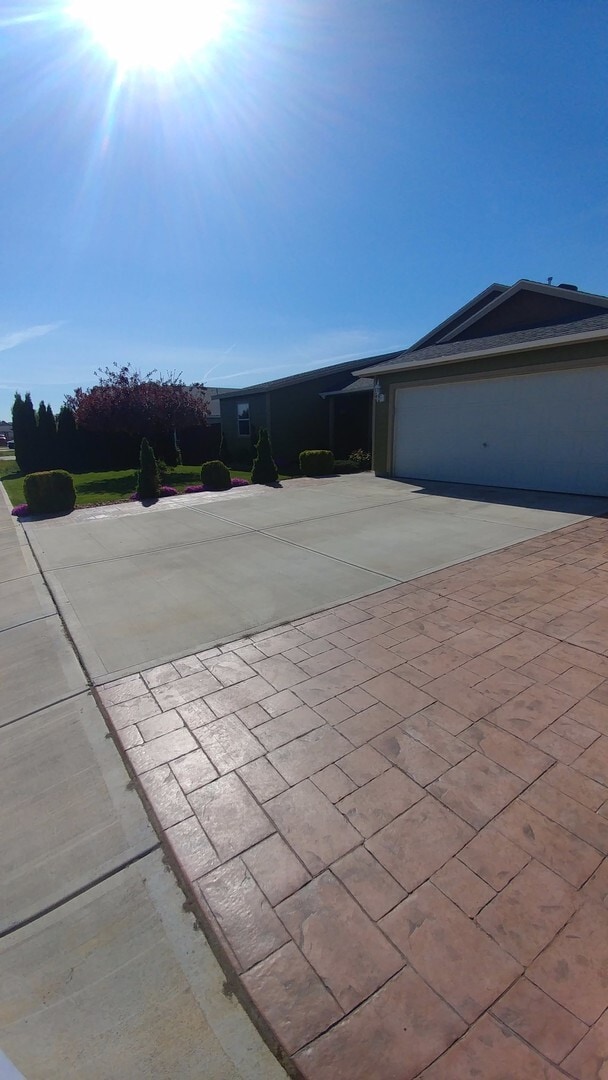 Photo - 4-Bed, 2-Bath Home Off Road 100 with Easy ...