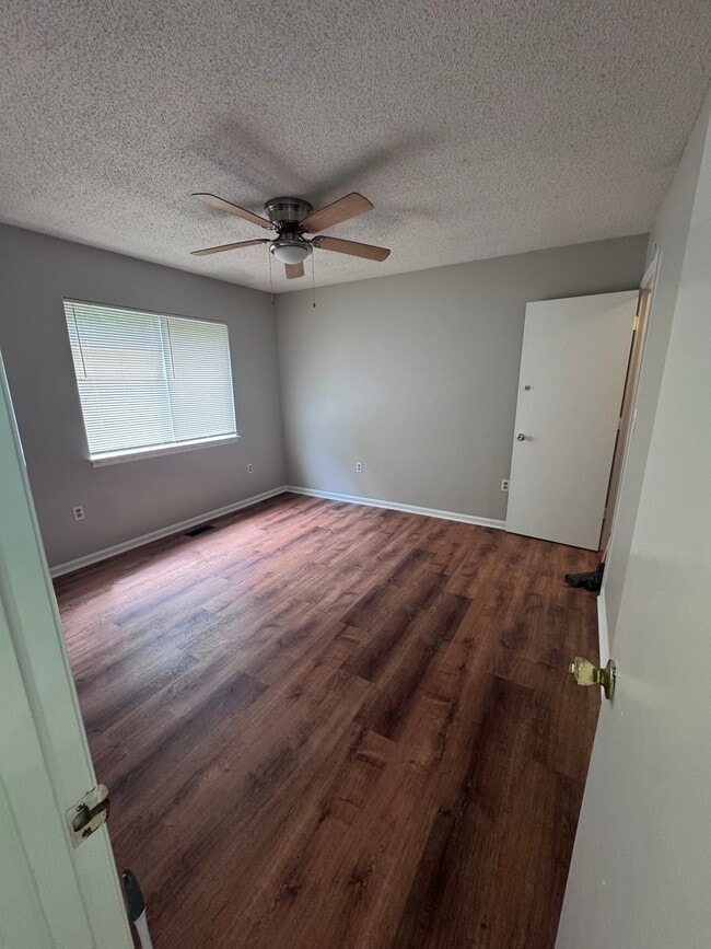 Photo - 1456 Flintwood Dr