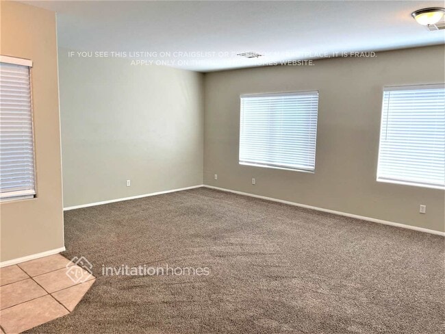 Photo - 2687 Thornview St