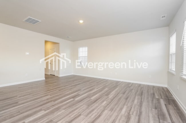 Photo - 823 Pear Blossom Ct