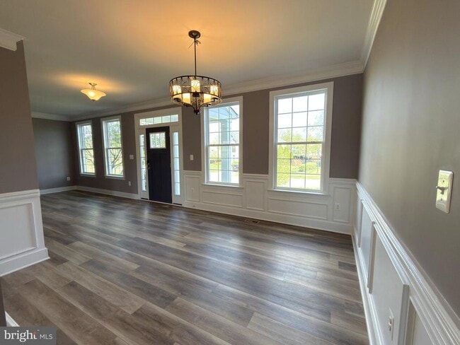 Photo - 8 Ramsdell Ct