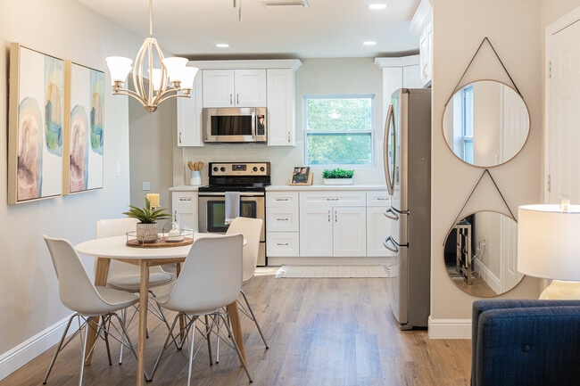 Photo - 516 Mabel Ave