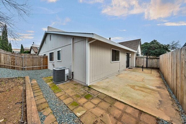 Photo - Updated 2 Bed, 2 Bath Duplex with Private Fenced Yard in Rescue!