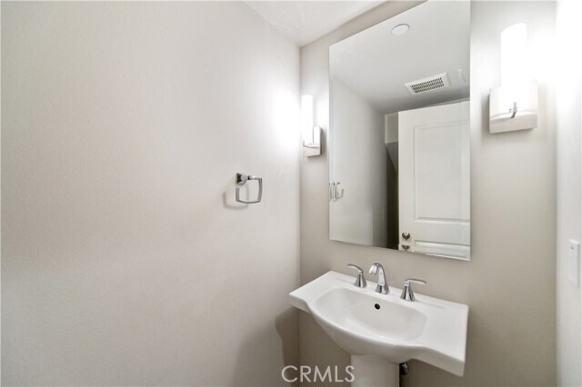 Photo - 143 Augustine