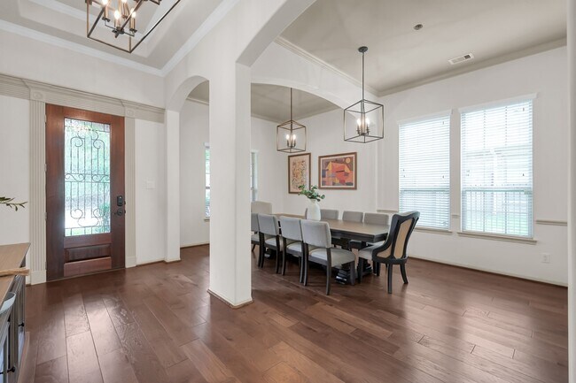 Photo - 158 S Vershire Cir