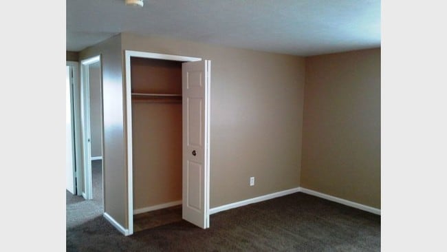 Maple Highlands Apartments