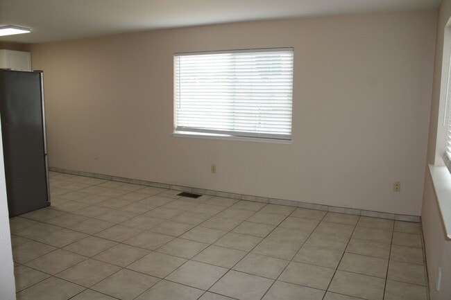 Photo - 2004 Cavallo Rd Unit A