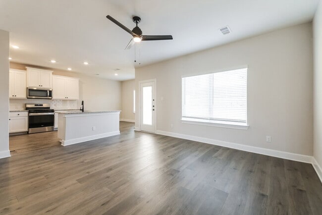 Photo - 1115 Windermere Wy