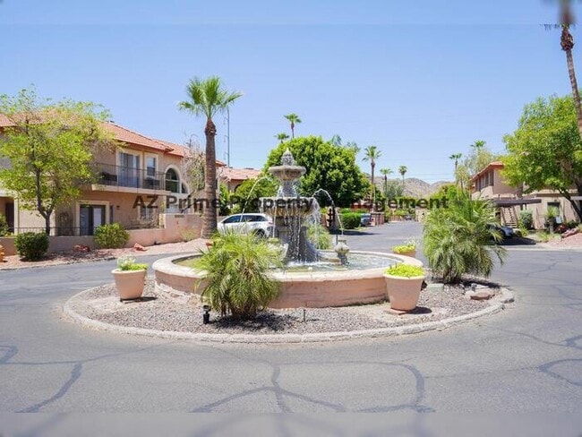 Building Photo - 10410 N Cave Creek Rd Unit 1111