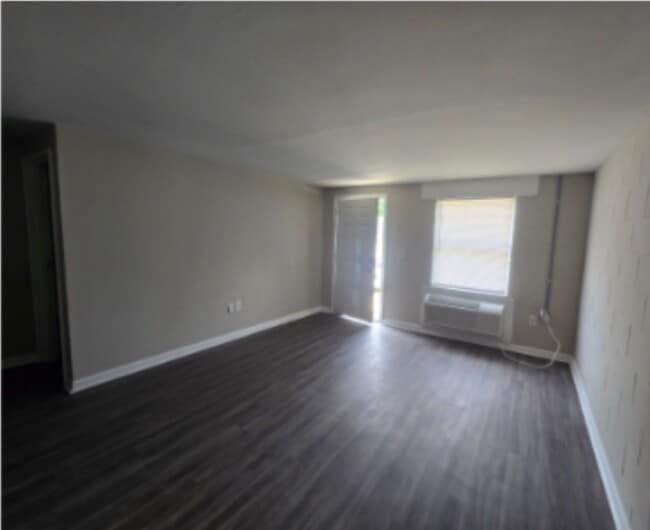 2709 Howell Ct
