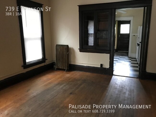 Photo - 739 E Johnson St