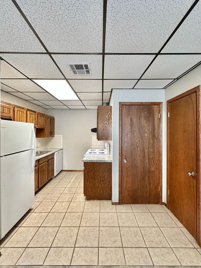 Photo - 4647 W Gore Blvd Unit Baxter Quad-2