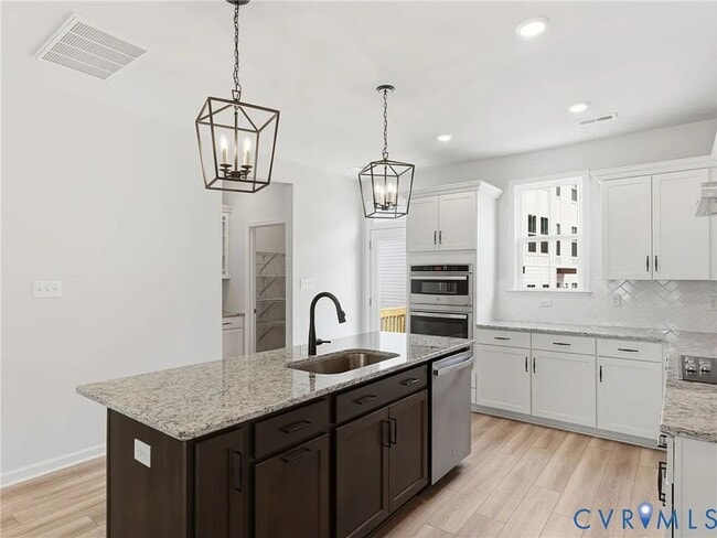 Photo - 13813 Riverlight Dr