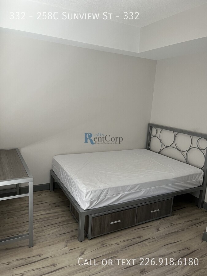 Photo - 258C-258C Sunview St